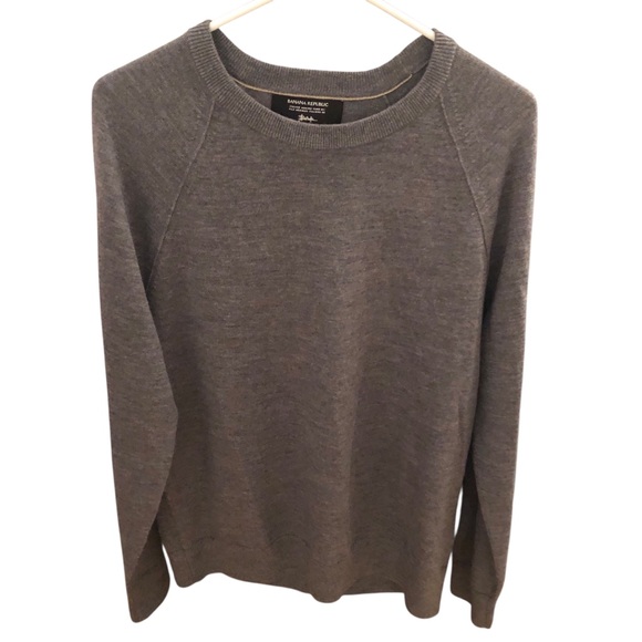 ITALIAN MERINO WOOL CREW-NECK SWEATER
Banana Republic medium - Picture 1 of 9